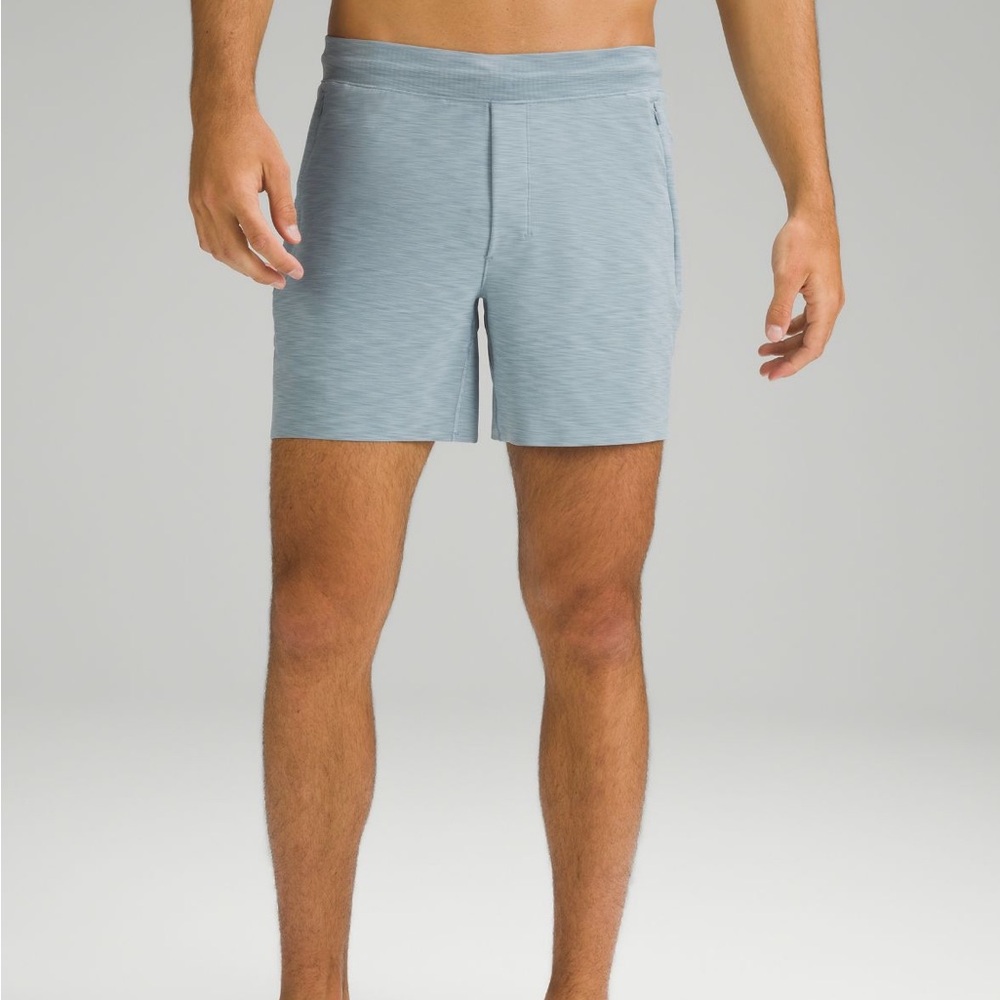 Lululemon men’s medium balancer short, chambray